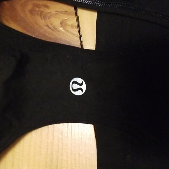 lululemon • workout top | S - Picture 3 of 5